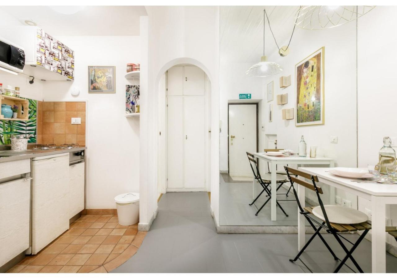 Pied-A-Terre Domusuite Rhome Colosseo Roma Eksteriør bilde